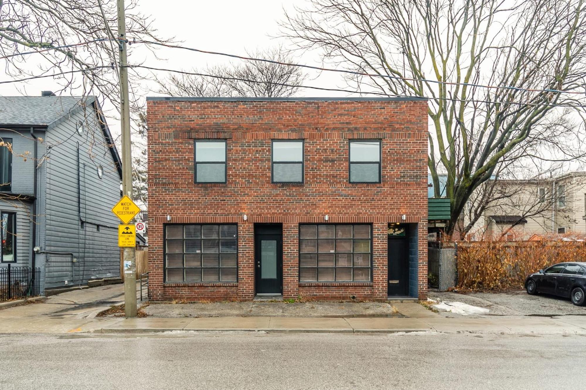 Modern 2 Bedroom Condo - Heart Of Leslieville Toronto Eksteriør bilde